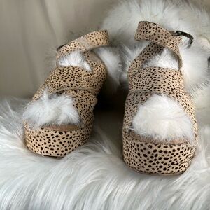 Leopard Print Platform Sandals with Faux Fur